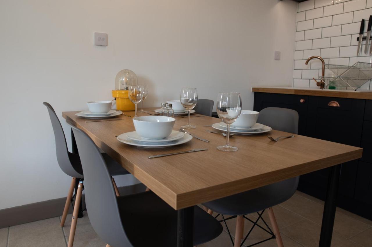 Unique Barn Conversion In Saddleworth โอลดัม ภายนอก รูปภาพ