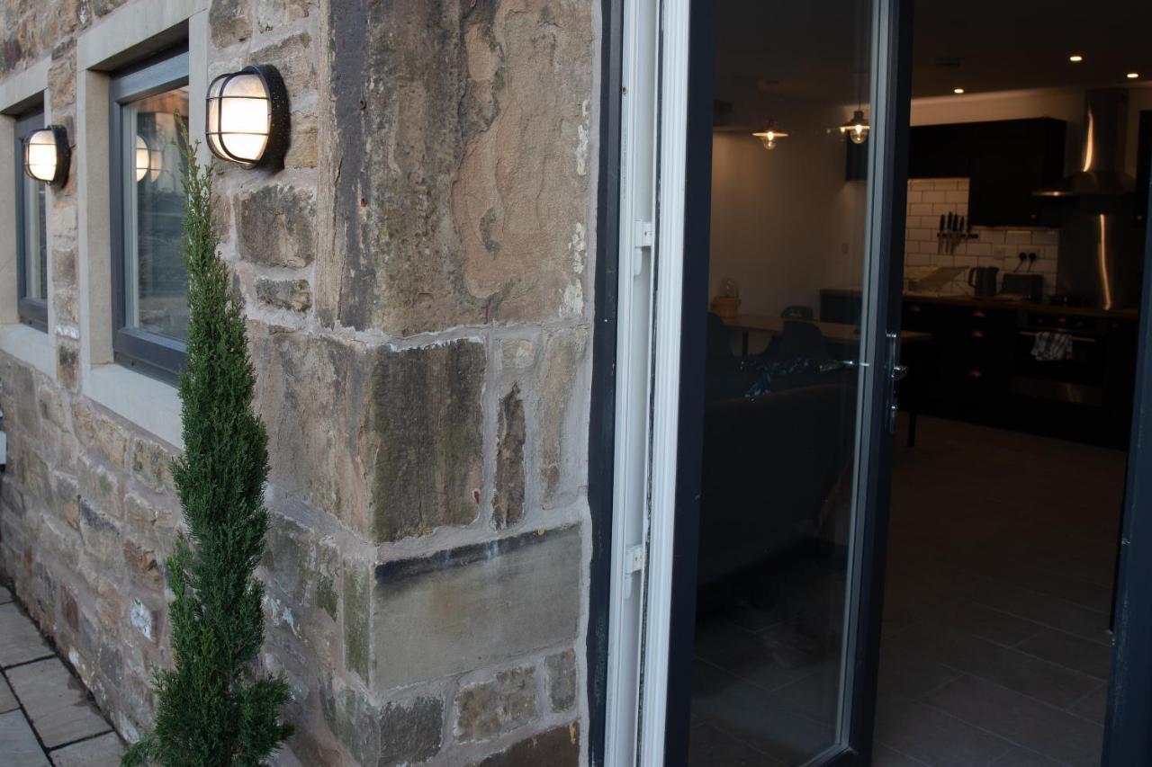 Unique Barn Conversion In Saddleworth โอลดัม ภายนอก รูปภาพ